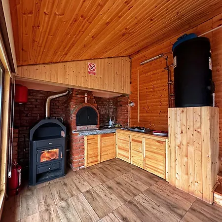 Casuta Din Stejari-transalpina Vakantiehuis Novaci-Străini